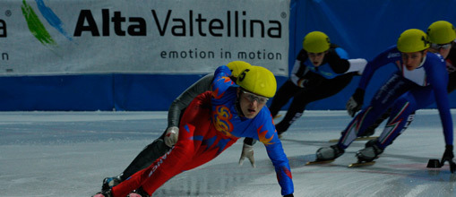 Allenamento di Short Track al palazzetto del ghiaccio di Bormio